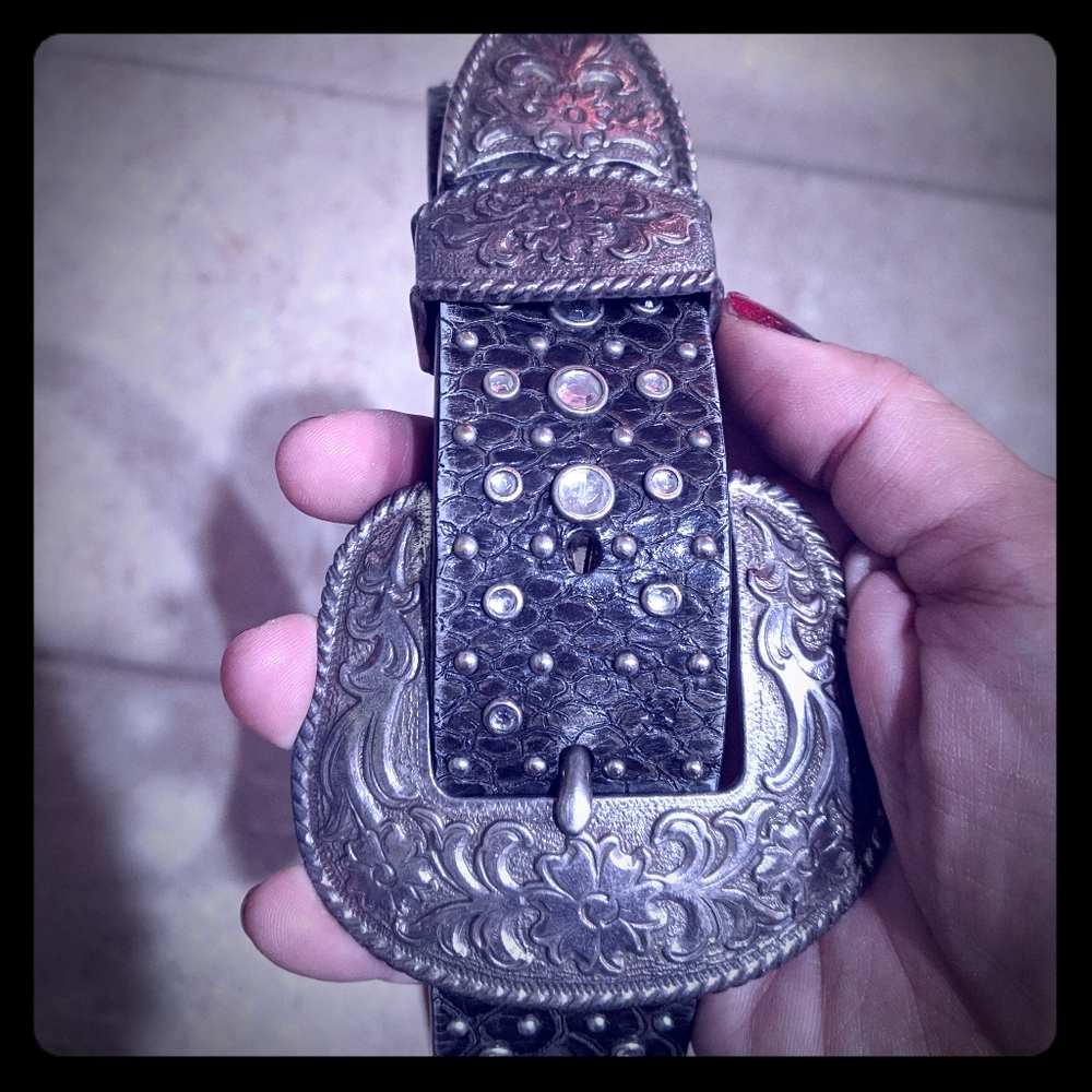 Ariat black leather rhinestone studded belt